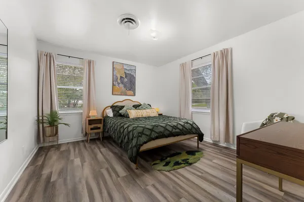 $3,000 | 7105 Lilac Lane, Austin, TX 78745