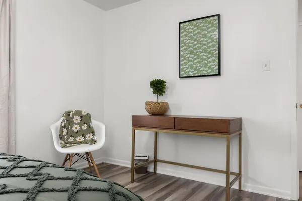 $3,000 | 7105 Lilac Lane, Austin, TX 78745