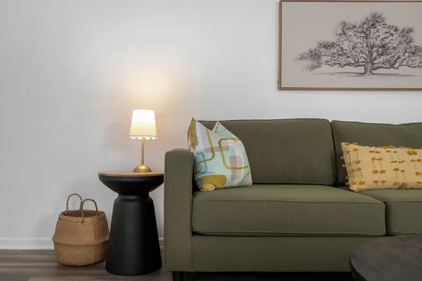 $3,000 | 7105 Lilac Lane, Austin, TX 78745