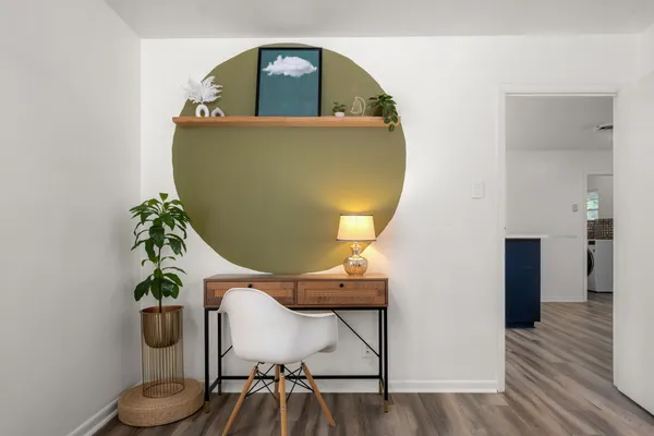 $3,000 | 7105 Lilac Lane, Austin, TX 78745