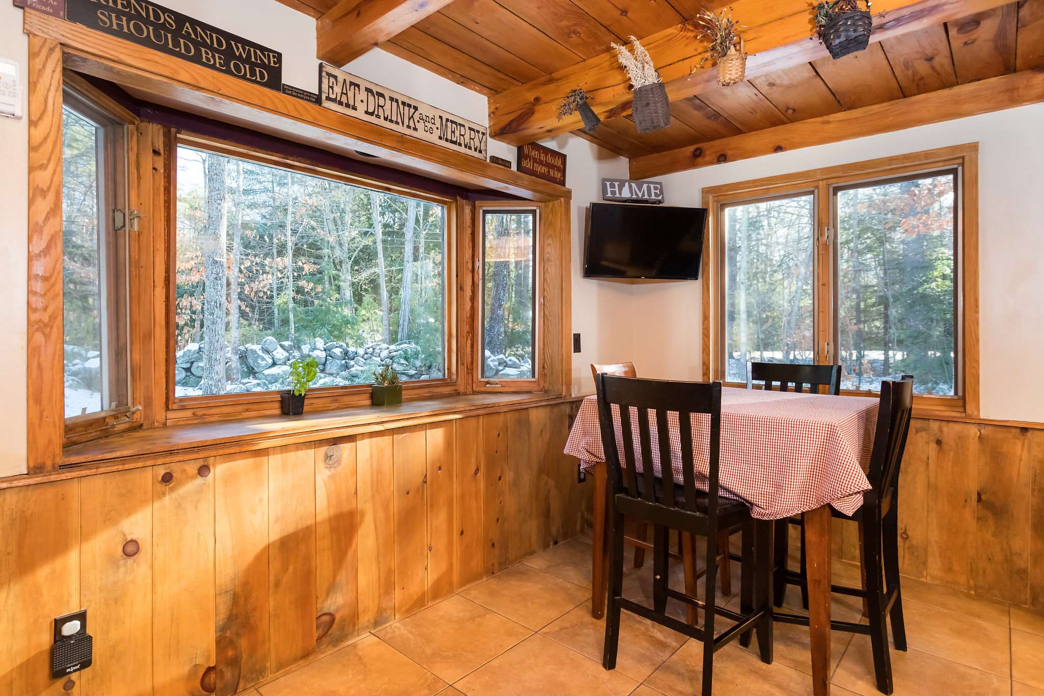 294 Beach Pond Road Wolfeboro, NH 03894 - Photo 5 of 40