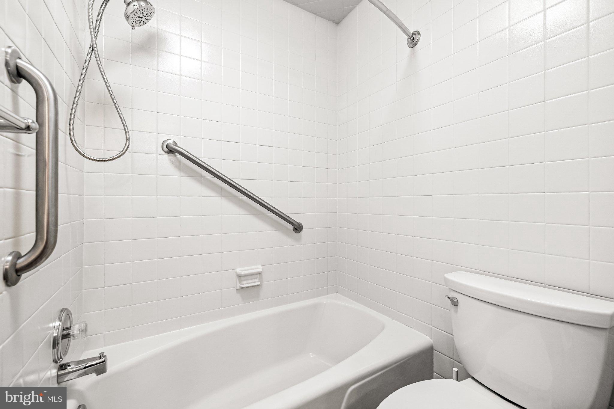 1502 Ameshire Road Lutherville-Timonium, MD 21093 - Photo 52 of 96 Hall Bath