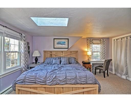 19 Camp Road Sturbridge, MA 01518 - Photo 18 of 30