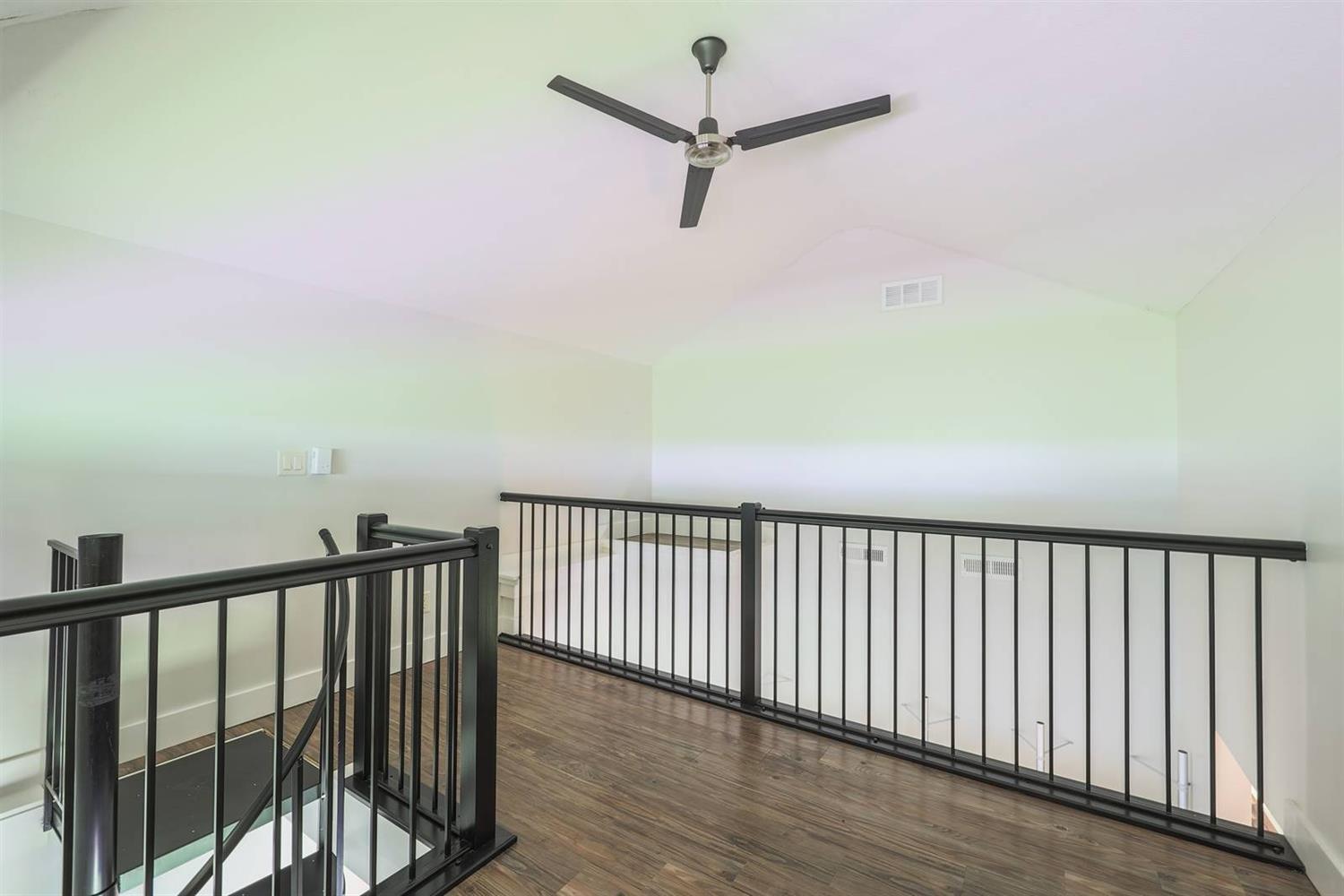 942 Golden Path Cincinnati, OH 45245 - Photo 23 of 50