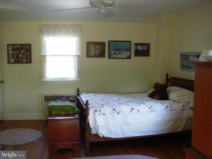710 Murdock Road Baltimore, MD 21212 - Photo 12 of 18 Master Bedroom