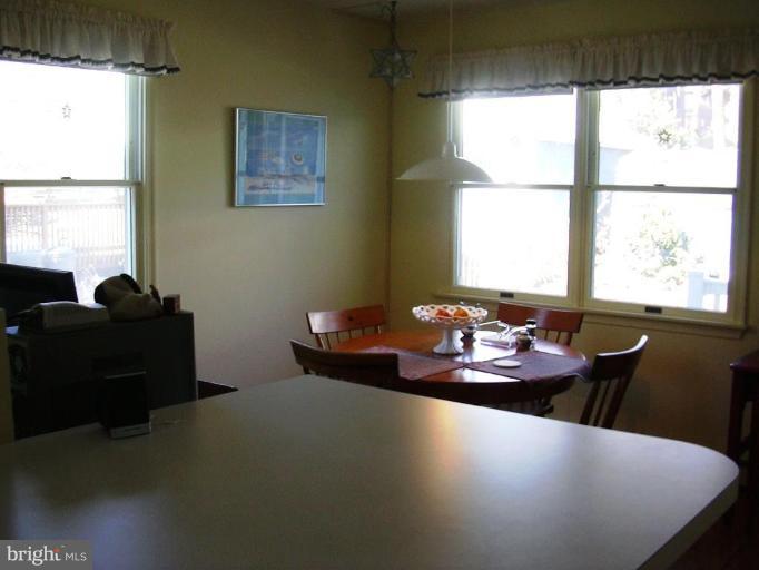 710 Murdock Road Baltimore, MD 21212 - Photo 10 of 18 large breakfast area