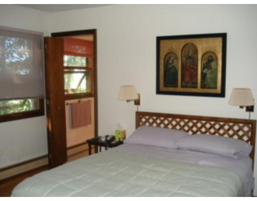 52 Chapel Road Amherst, MA 01002 - Photo 19 of 29