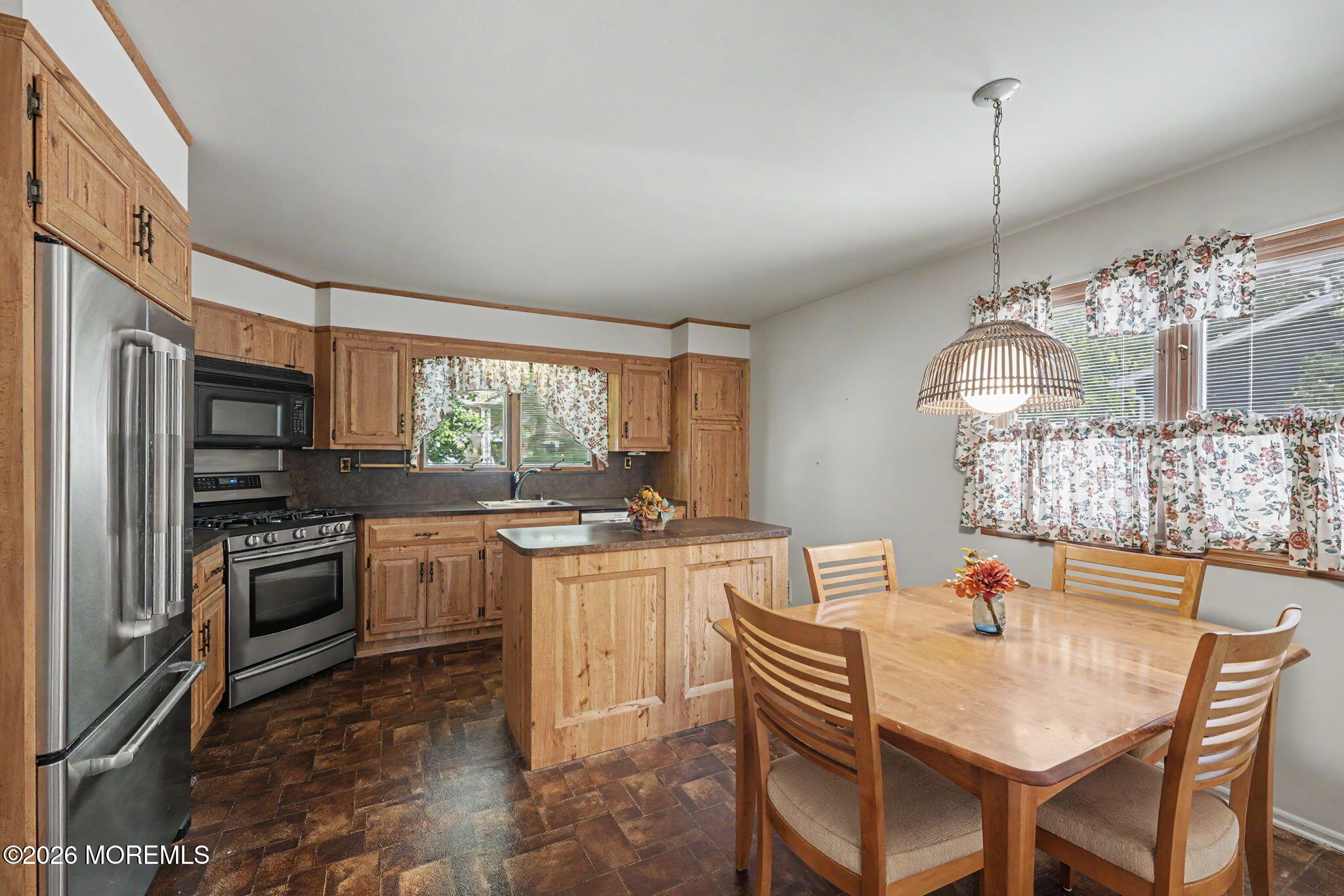 68 Yellow Brick Road Wayne, NJ 07470 - Photo 5 of 30 18-web-or-mls-_DSC6355