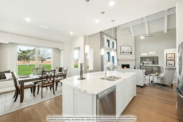 $749,451 | 743 Crystal Lk Lane, Red Oak, TX 75154