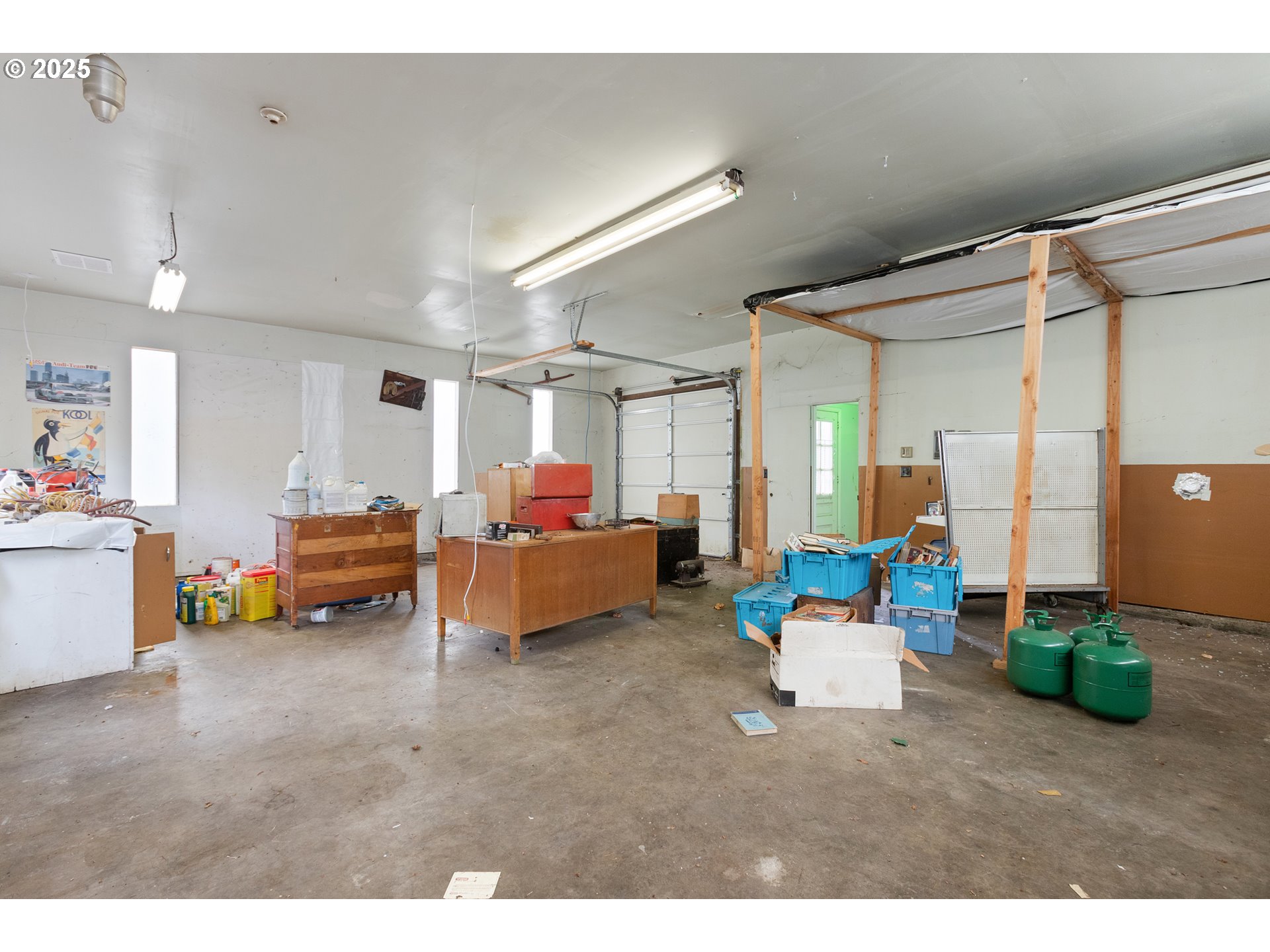 12240 Southwest Boones Ferry Road Portland, OR 97219 - Photo 28 of 37 Gallery Image 28