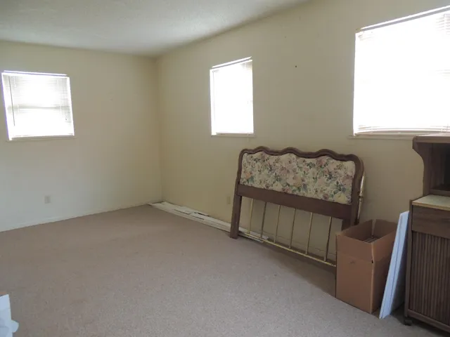 $285,000 | 705 Exall Street, Llano, TX 78643