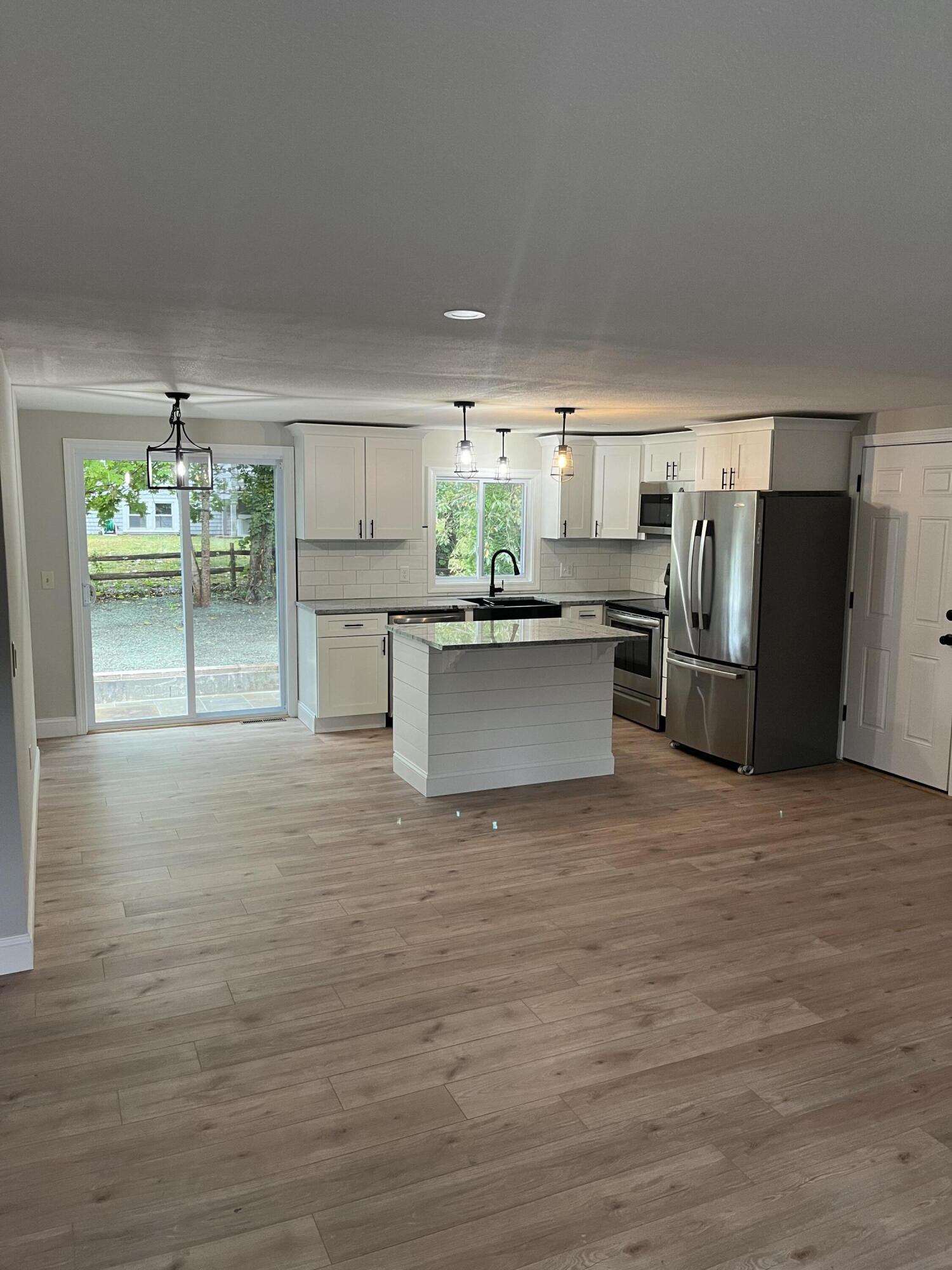 41 Buttonwood Road Harwich, MA 02645 - Photo 4 of 16 IMG_3962