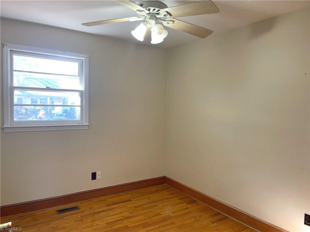 160 West Robin Road Elkin, NC 28621 - Photo 10 of 12 Gallery Image 10