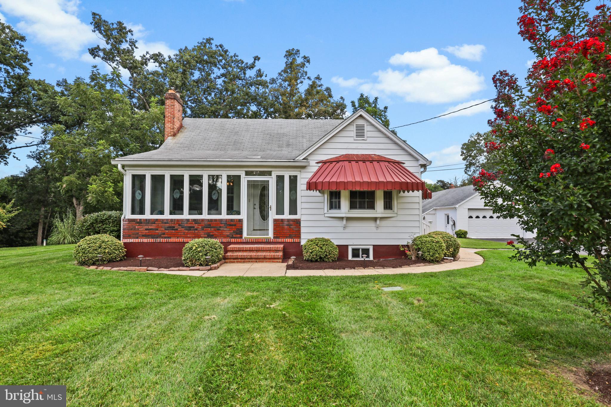 Welcome to 1058 Minnetonka Road!