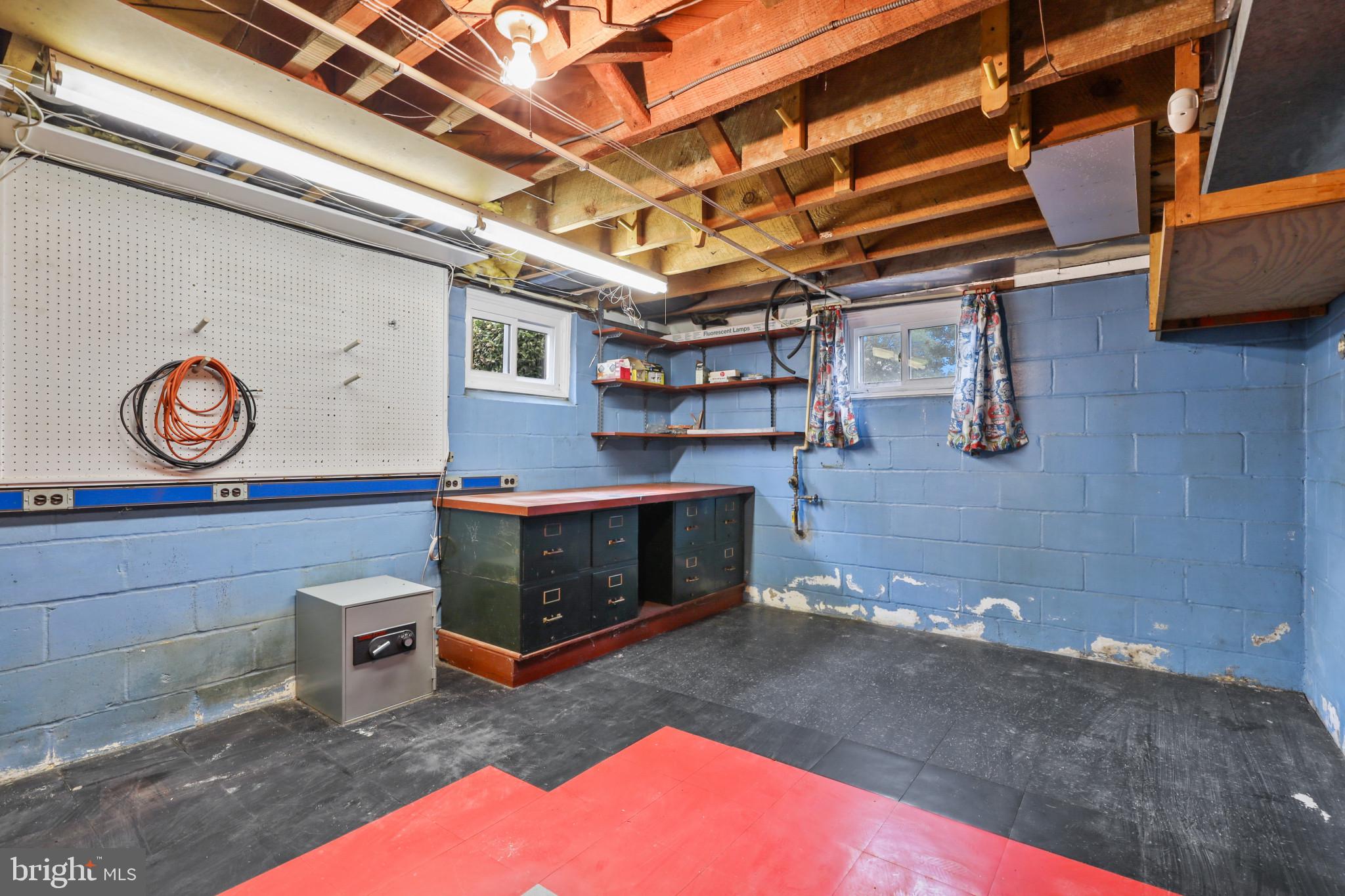 1058 Minnetonka Road Severn, MD 21144 - Photo 73 of 96 workshop area