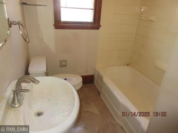 $134,900 | 618 7th Street Southwest, Willmar, MN 56201