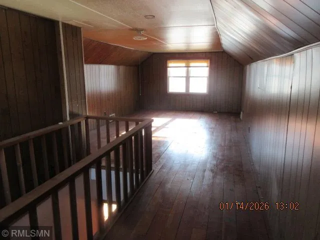 $142,000 | 618 7th Street Southwest, Willmar, MN 56201