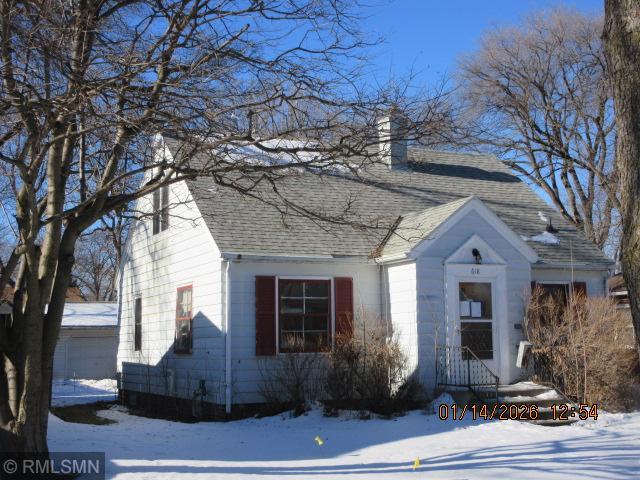 618 7th Street Southwest Willmar, MN 56201 - Photo 3 of 25
