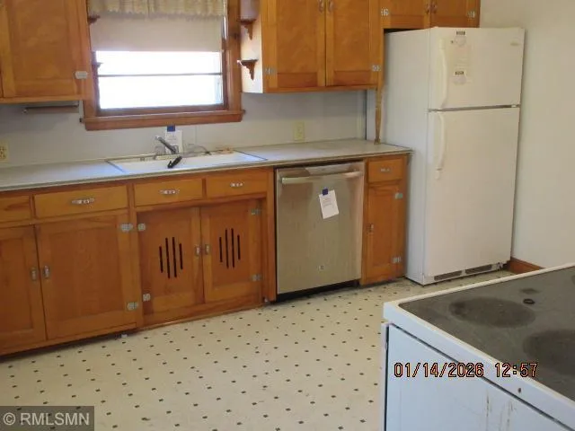 $142,000 | 618 7th Street Southwest, Willmar, MN 56201