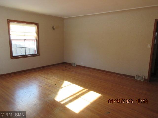 618 7th Street Southwest Willmar, MN 56201 - Photo 7 of 25