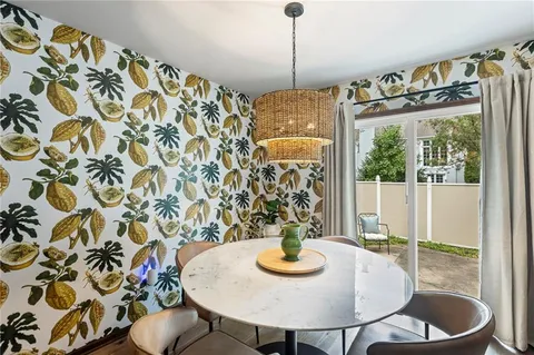 $625,000 | 11221 Granada Lane, Leawood, KS 66211