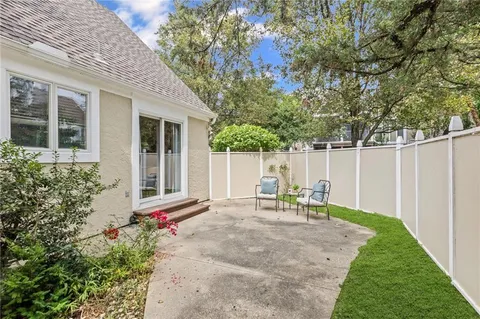 $625,000 | 11221 Granada Lane, Leawood, KS 66211