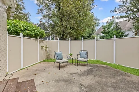 $625,000 | 11221 Granada Lane, Leawood, KS 66211