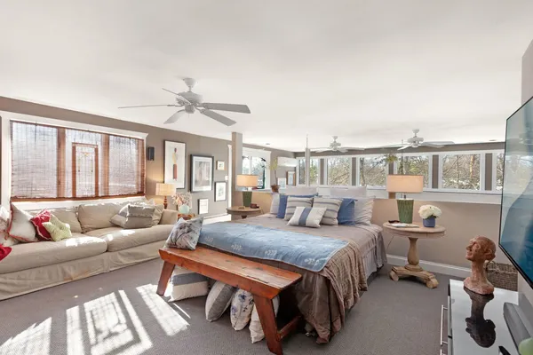 $650,000 | 108 North Wheeling Road, Prospect Heights, IL 60070