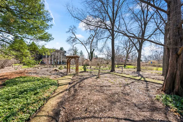 $650,000 | 108 North Wheeling Road, Prospect Heights, IL 60070