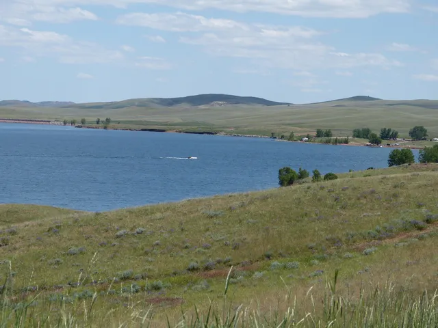 $325,000 | 33 Shoreline Drive, Buffalo, WY 82834