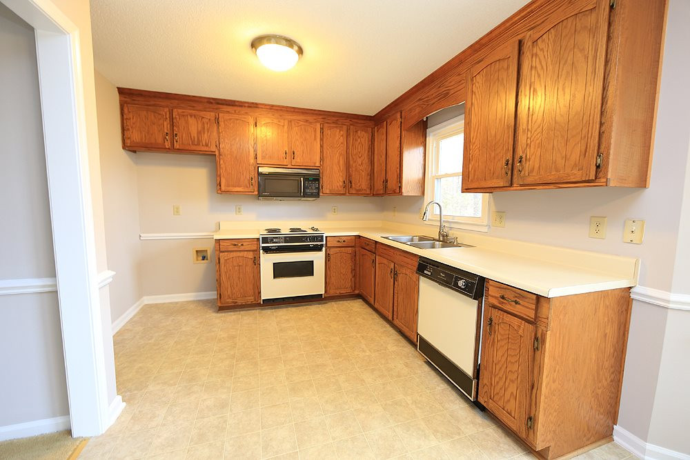 402 Kasey Circle Raleigh, NC 27603 - Photo 7 of 13 Photo 7