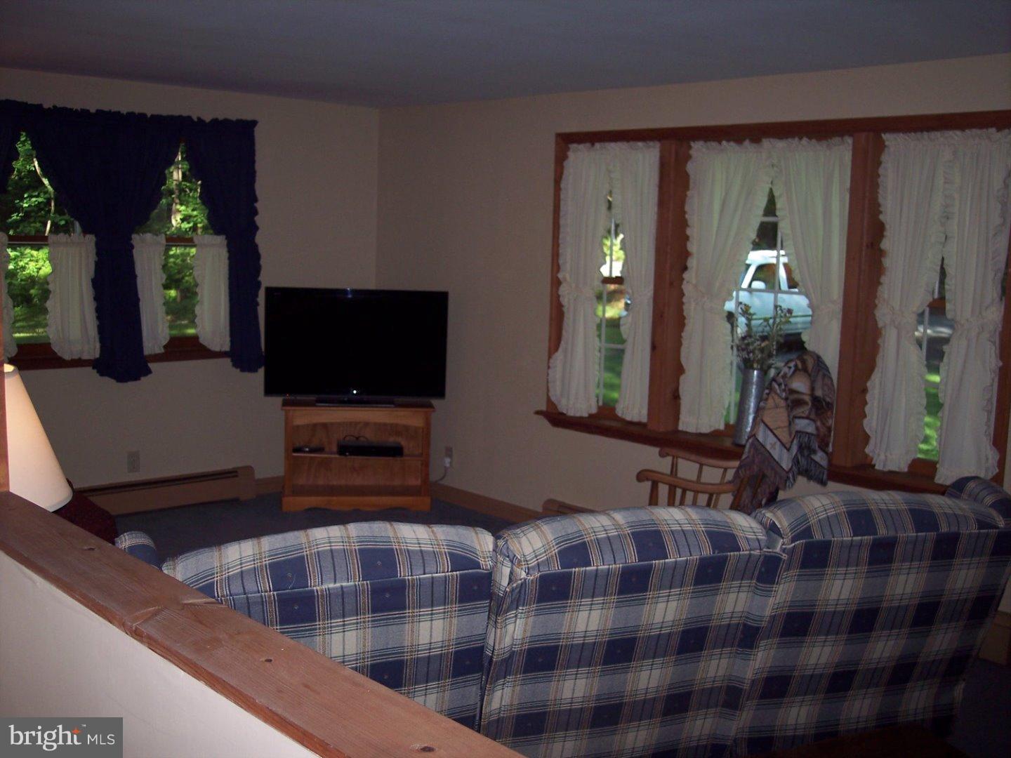 2630 Hieter Road Quakertown, PA 18951 - Photo 4 of 24 Gallery Image 4