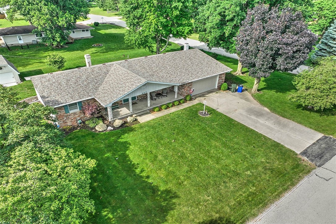 447 Crestline Drive Decatur, IL 62526 - Photo 3 of 32