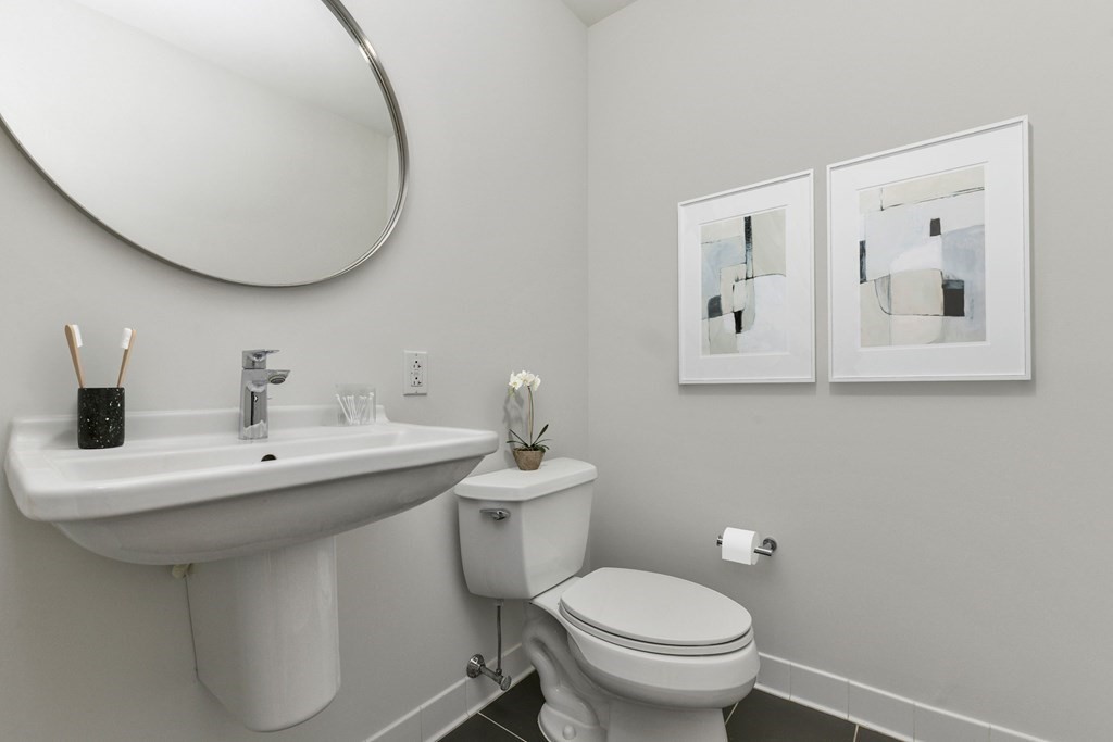 2 Earhart Street, Unit 714 Cambridge, MA 02141 - Photo 12 of 41