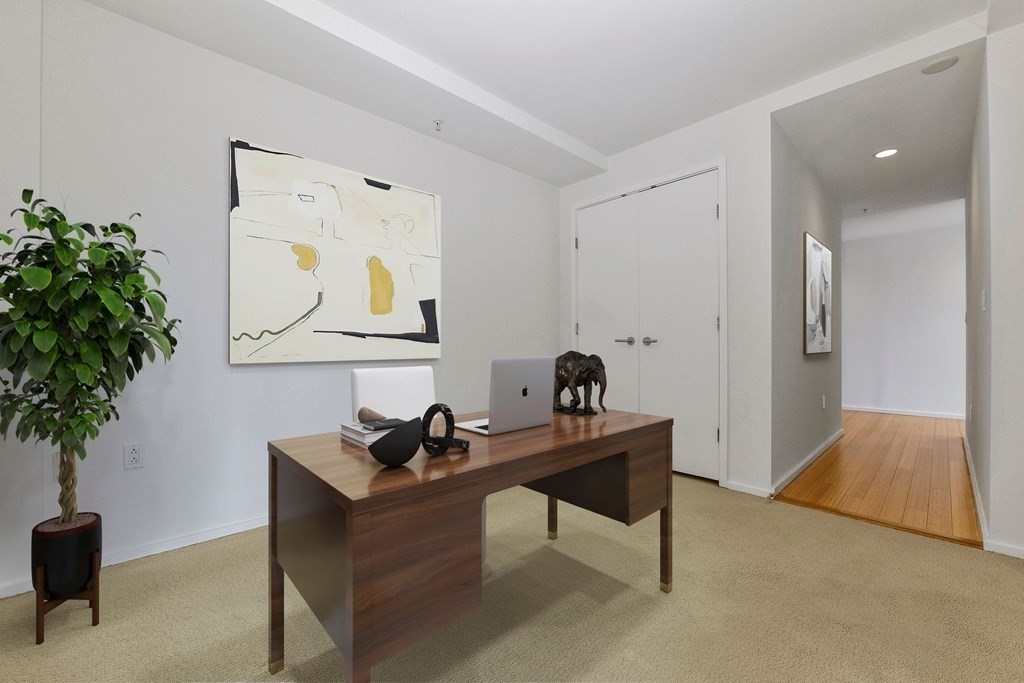 2 Earhart Street, Unit 714 Cambridge, MA 02141 - Photo 13 of 41