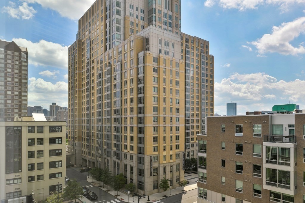 2 Earhart Street, Unit 714 Cambridge, MA 02141 - Photo 39 of 41