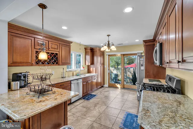 $515,000 | 1319 Union Avenue, Union Beach, NJ 07735