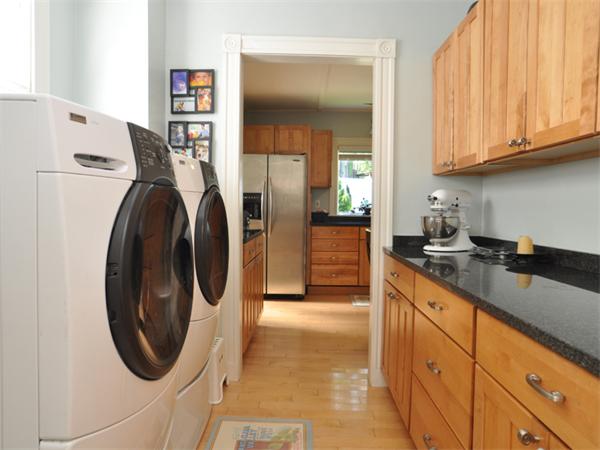 34 Horne Road Belmont, MA 02478 - Photo 6 of 30 Gallery Image 6