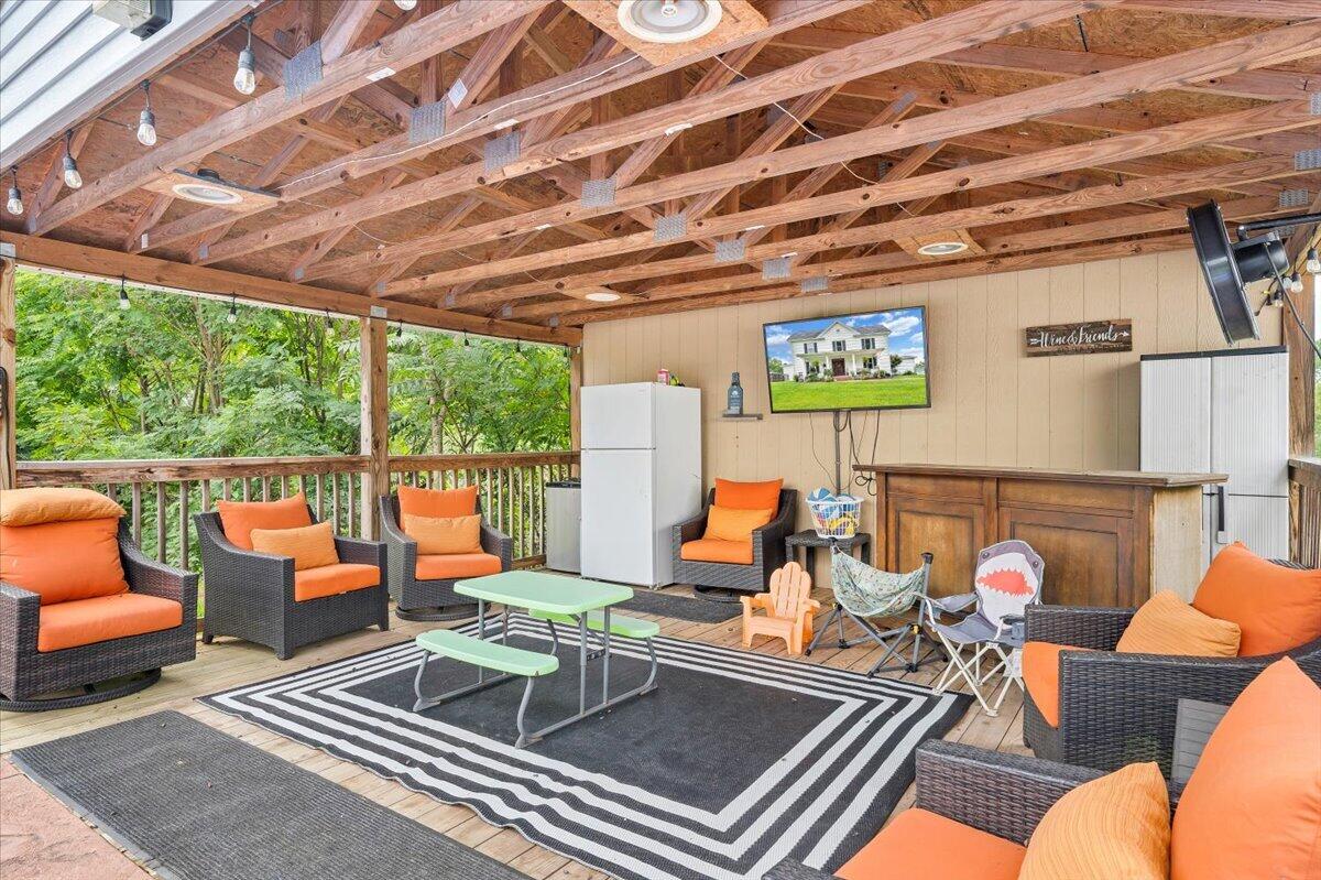 1150 Drewrys Hill Road Goodview, VA 24095 - Photo 5 of 87 56-MIB06649