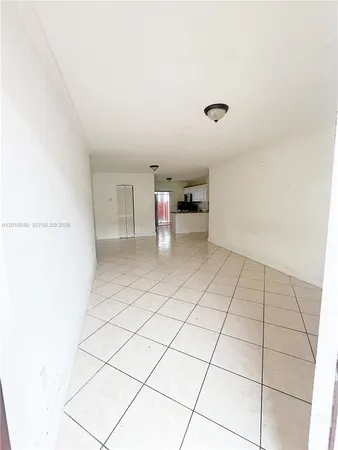 $3,000 | 11051 West Okeechobee Road, Unit 101, Hialeah, FL 33018