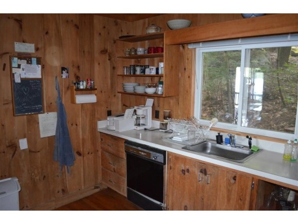 181 Bay Point Road Newbury, NH 03255 - Photo 10 of 22