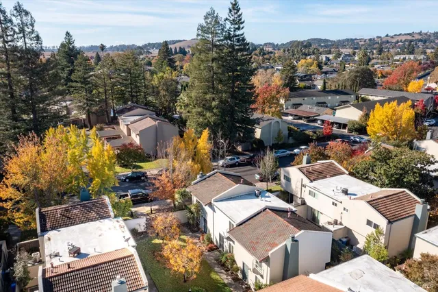 a picture of city view