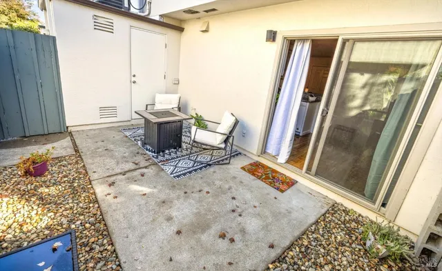 a view of an outdoor space