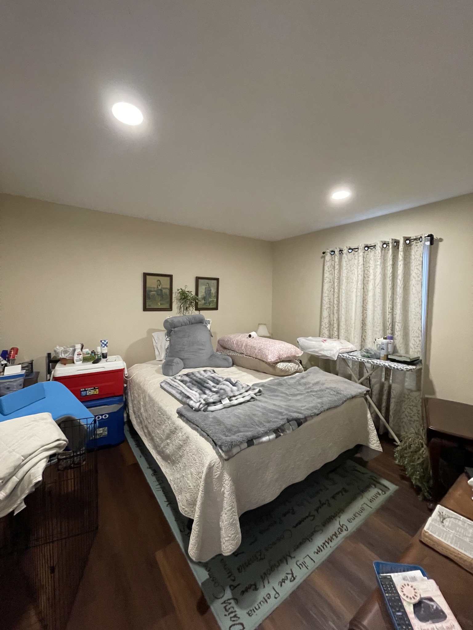 914 Freeman Street Lafayette, TN 37083 - Photo 10 of 12 a bedroom with bed and a window