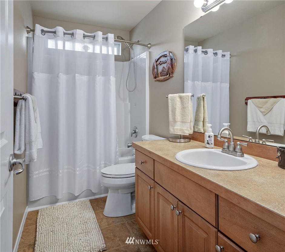 7069 Radius Loop Southeast Lacey, WA 98513 - Photo 17 of 31 Gallery Image 17
