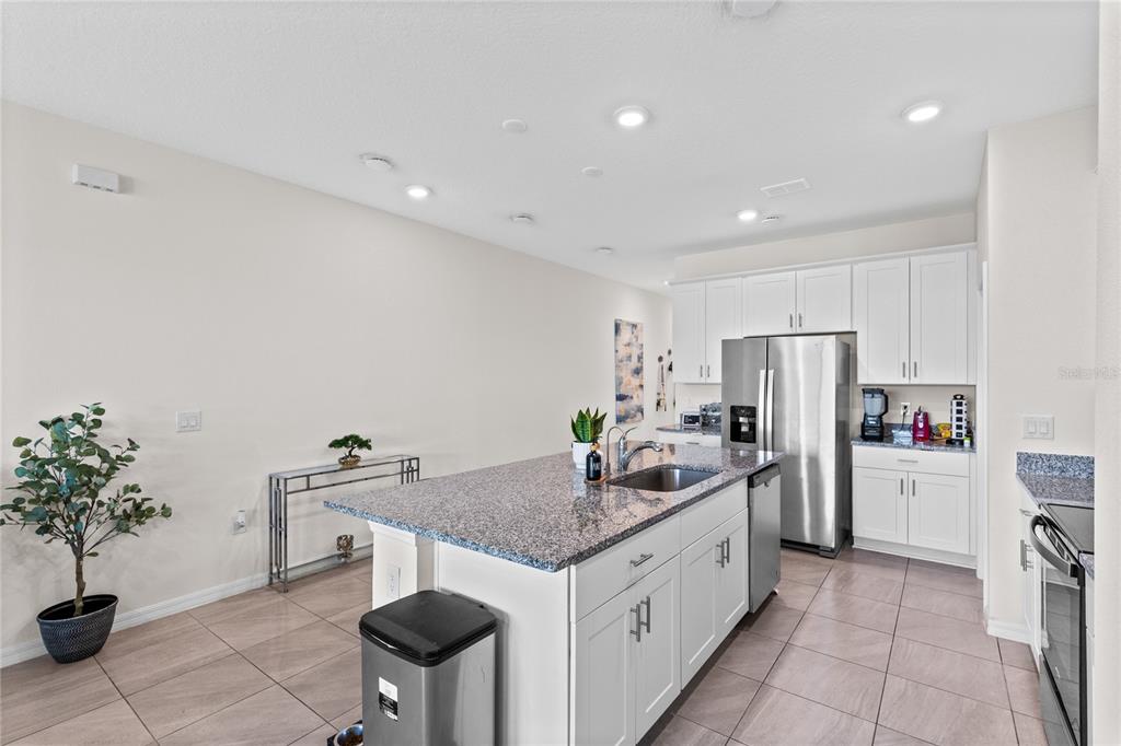 4562 Small Creek Road Kissimmee, FL 34744 - Photo 5 of 26