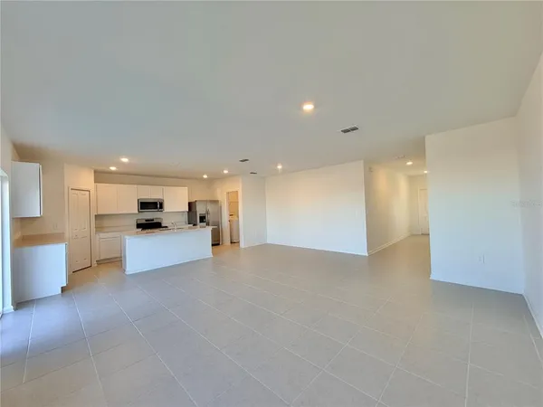 $1,995 | 3663 Hardman Drive, Lake Wales, FL 33853