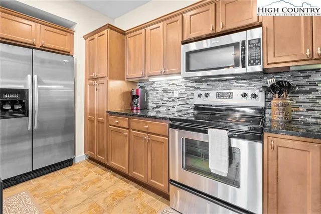 $549,000 | 375 Pleasant View, Unit 2D, Sugar Mountain, NC 28604