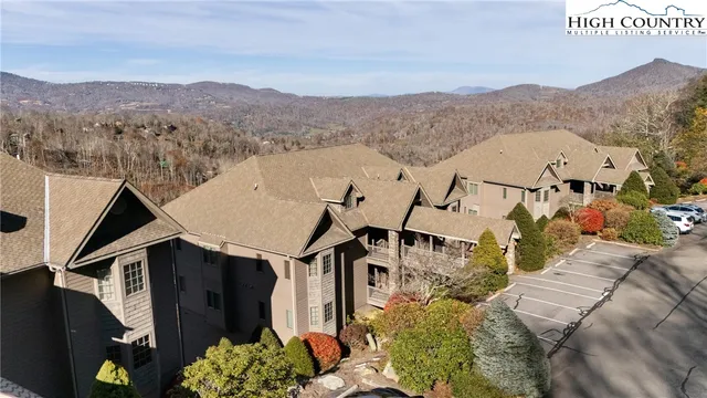 $549,000 | 375 Pleasant View, Unit 2D, Sugar Mountain, NC 28604