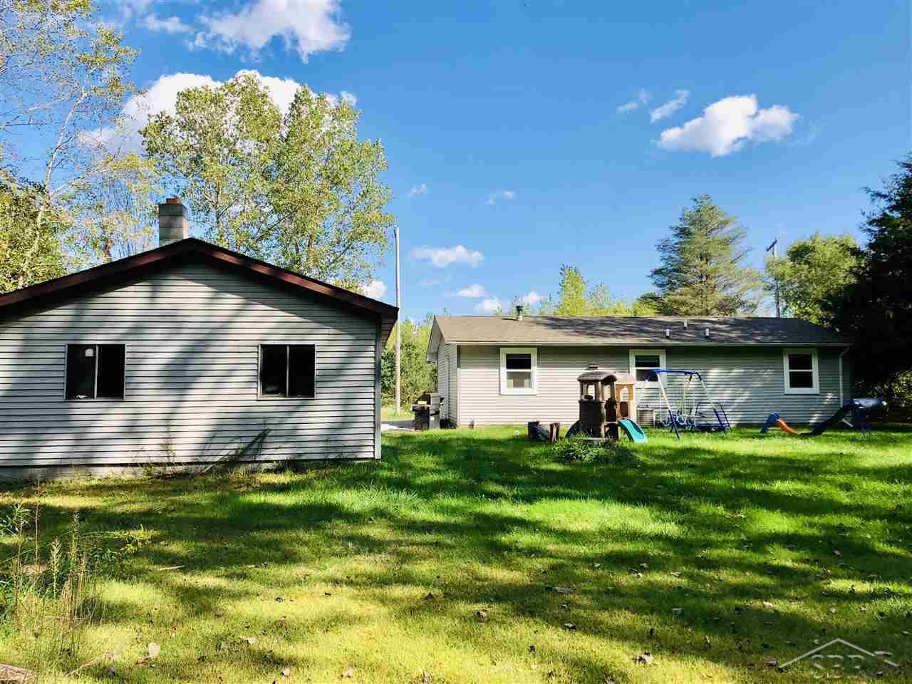 920 Flajole Road Midland, MI 48642 - Photo 4 of 22